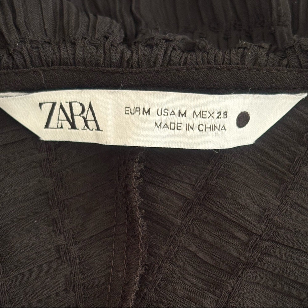 Zara Ruffled Textured Weave Long Sleeve Button Down Blouse Black Medium - Picture 7 of 15